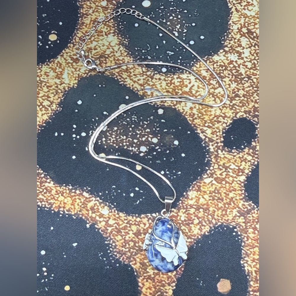 Elegant Silver Necklace with Blue Stone Pendant